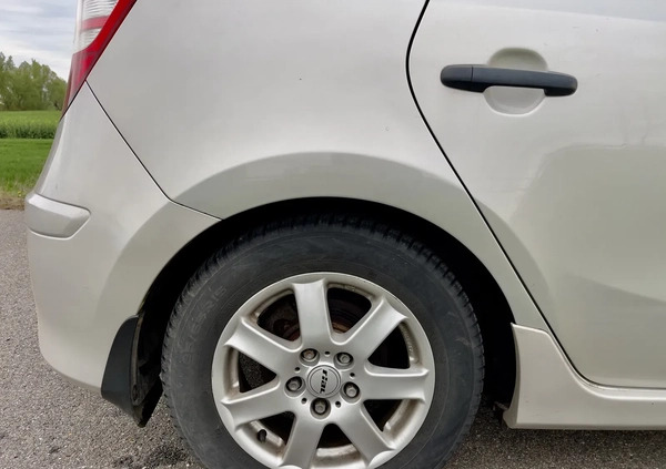 Hyundai I30 cena 14700 przebieg: 234000, rok produkcji 2010 z Elbląg małe 326